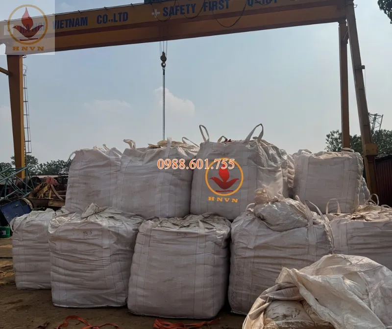 Bentonite Ấn Độ – Vật liệu quan trọng trong thi công nền móng và khoan cọc nhồi 